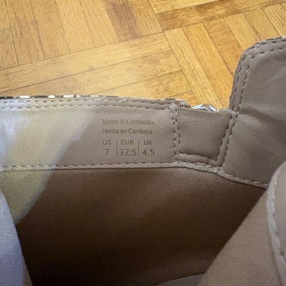 Snakeskin booties - Picture 6 of 6